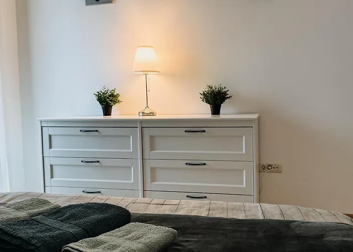 2 Sic Rooms Near, Parc Copou, Iro, Parhon, Gradina Botanica, Stadio -Parcare-Factura- Ab Homes